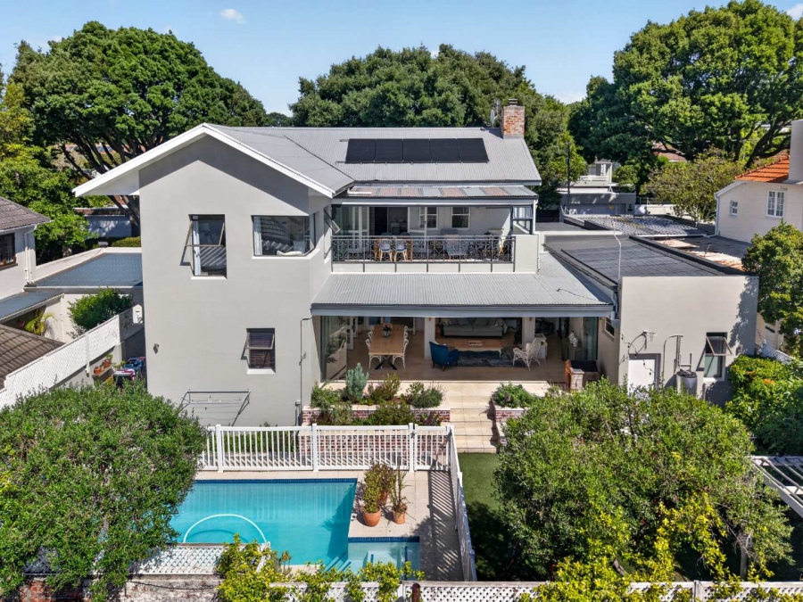 5 Bedroom Property for Sale in Claremont Upper Western Cape